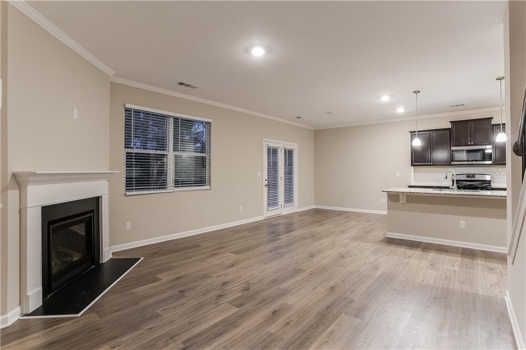 5 bedroom, 3 bathroom, 2,496 sq ft single family residence for rent at 143 Cool Creek Court, Dallas, GA 30132 for $2,500 a month — photo 5