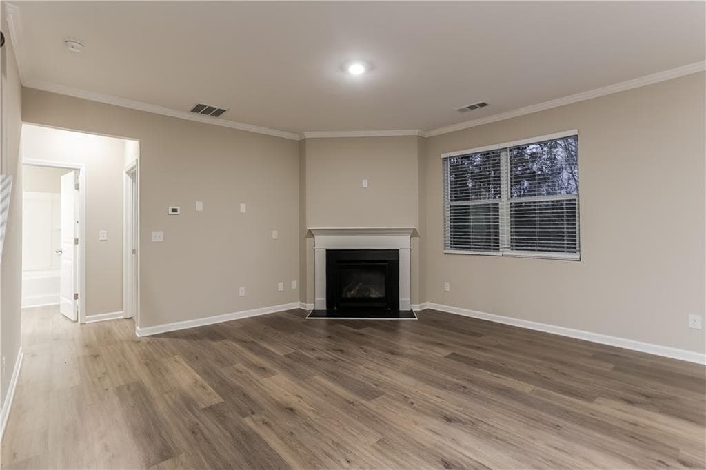 5 bedroom, 3 bathroom, 2,496 sq ft single family residence for rent at 143 Cool Creek Court, Dallas, GA 30132 for $2,500 a month — photo 6