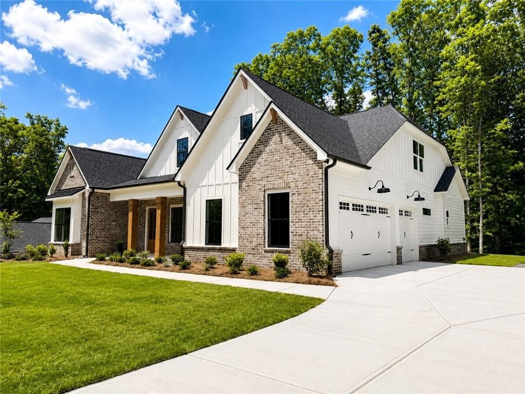4 bedroom, 4 bathroom, 3,201 sq ft single family residence for sale at 91 Lenten Rose Lane, Pendergrass, GA 30567 — photo 2