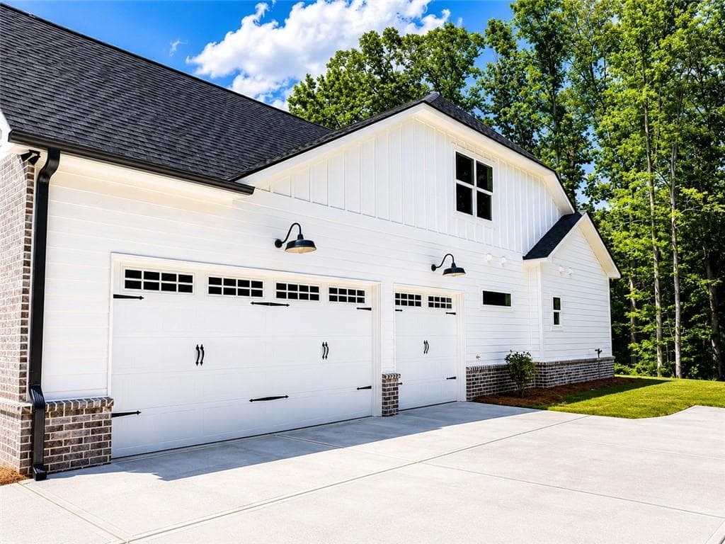 4 bedroom, 4 bathroom, 3,201 sq ft single family residence for sale at 91 Lenten Rose Lane, Pendergrass, GA 30567 — photo 4