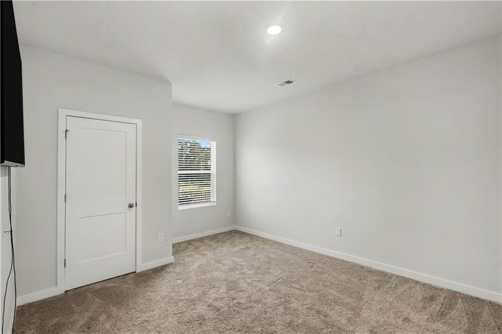 5 bedroom, 4 bathroom, 3,300 sq ft single family residence for sale at 311 Bianca Way, Mcdonough, GA 30253 — photo 9