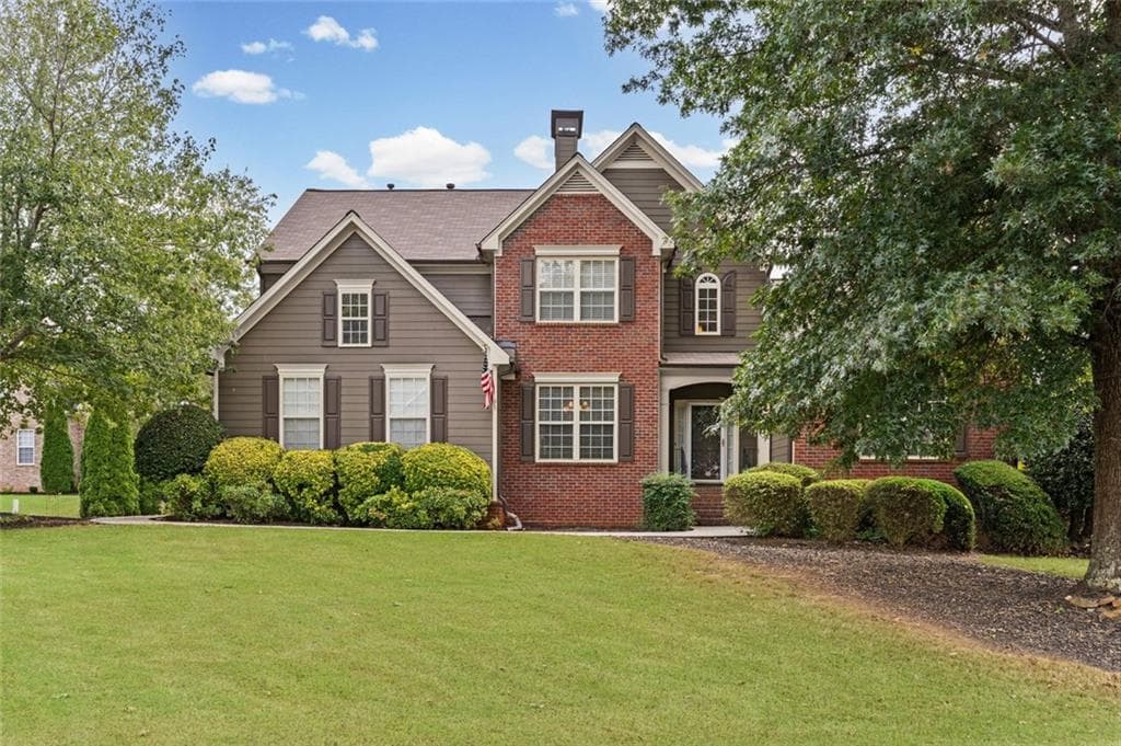4 bedroom, 5 bathroom, 4,919 sq ft single family residence for sale at 400 Forest Creek Court, Canton, GA 30115 — photo 4
