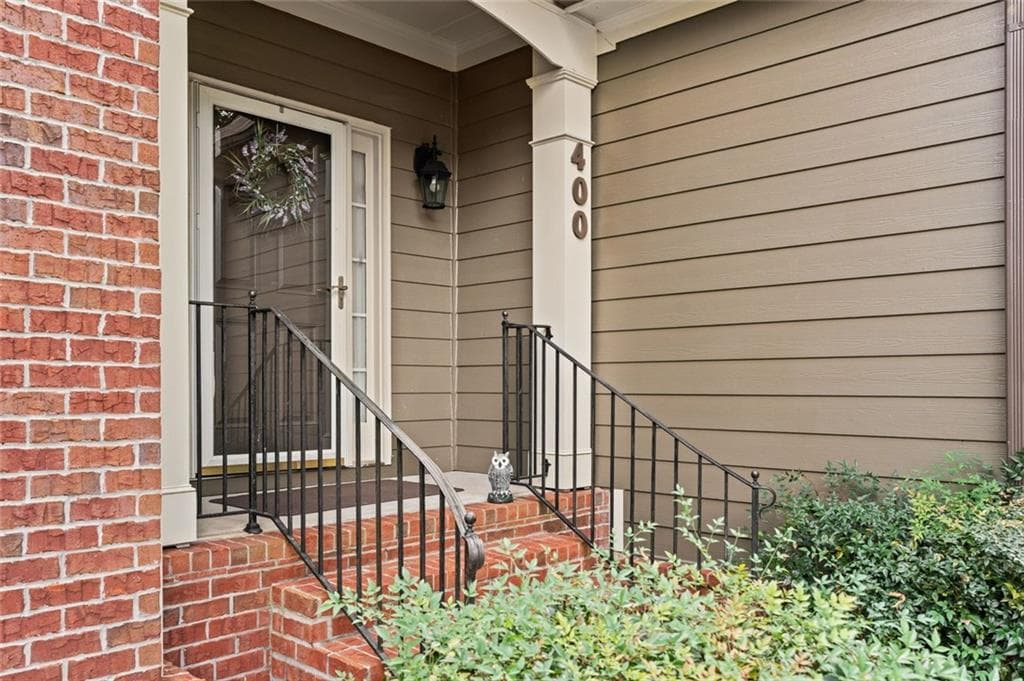 4 bedroom, 5 bathroom, 4,919 sq ft single family residence for sale at 400 Forest Creek Court, Canton, GA 30115 — photo 5
