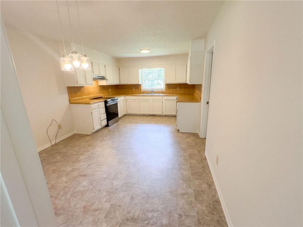 3 bedroom, 3 bathroom, 2,082 sq ft single family residence for sale at 3089 Linecrest Road, Ellenwood, GA 30294 — photo 7