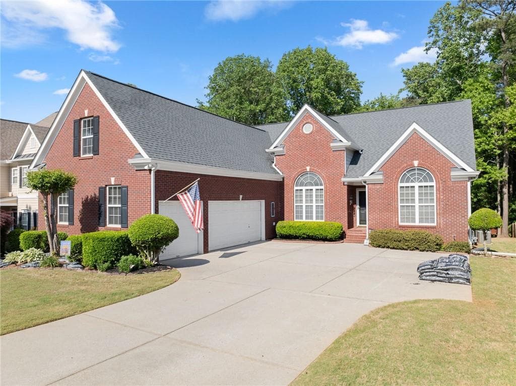 5 bedroom, 4 bathroom, 4,627 sq ft single family residence for sale at 4413 Austin Hills Drive, Suwanee, GA 30024 — photo 2