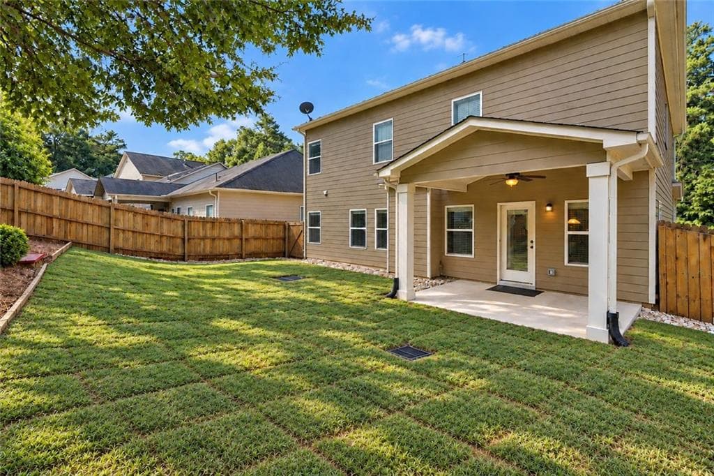 4 bedroom, 5 bathroom, 3,112 sq ft single family residence for sale at 155 Stone Manor Court, Woodstock, GA 30188 — photo 6