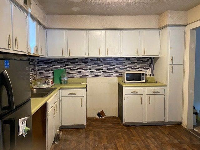 4 bedroom, 3 bathroom, 1,449 sq ft condominium under contract at 120 Camelot Drive, Atlanta, GA 30349 — photo 7