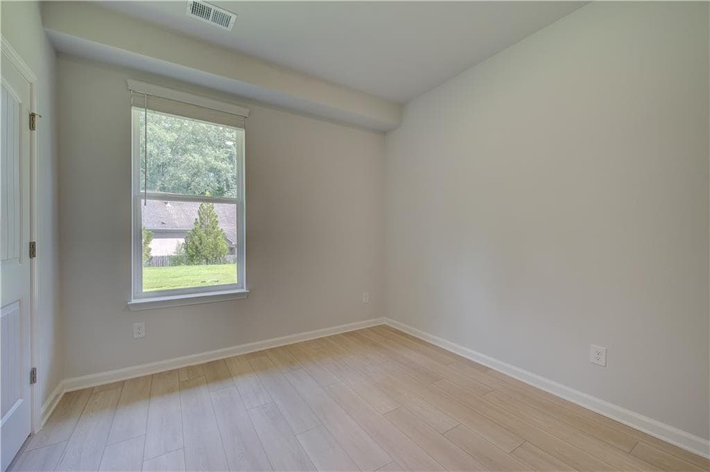 4 bedroom, 4 bathroom, 2,288 sq ft townhouse for sale at 3008 Daybreak Lane, Newnan, GA 30265 — photo 6