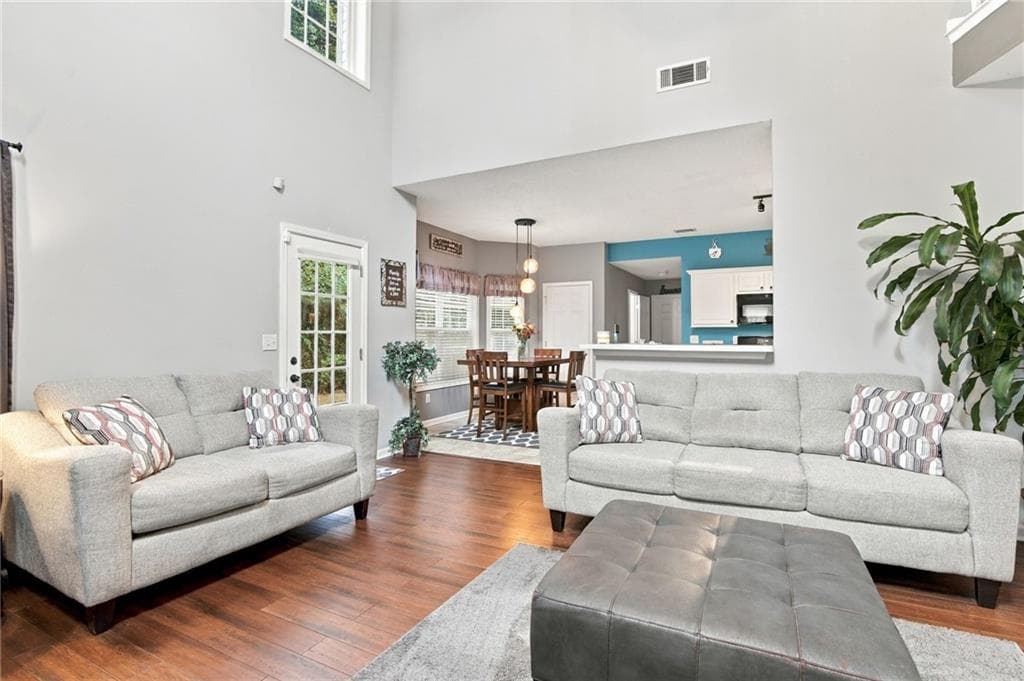3 bedroom, 3 bathroom, 2,292 sq ft single family residence for sale at 8098 Green Garden Drive, Riverdale, GA 30296 — photo 8