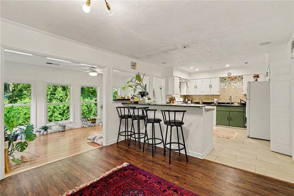 4 bedroom, 3 bathroom, 1,898 sq ft condominium for sale at 3825 Lavista Road O3, Tucker, GA 30084 — photo 5