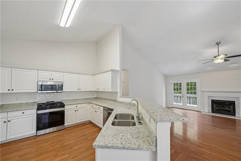 4 bedroom, 2 bathroom, 4,584 sq ft single family residence for sale at 3493 Dunbar Lane, Suwanee, GA 30024 — photo 6