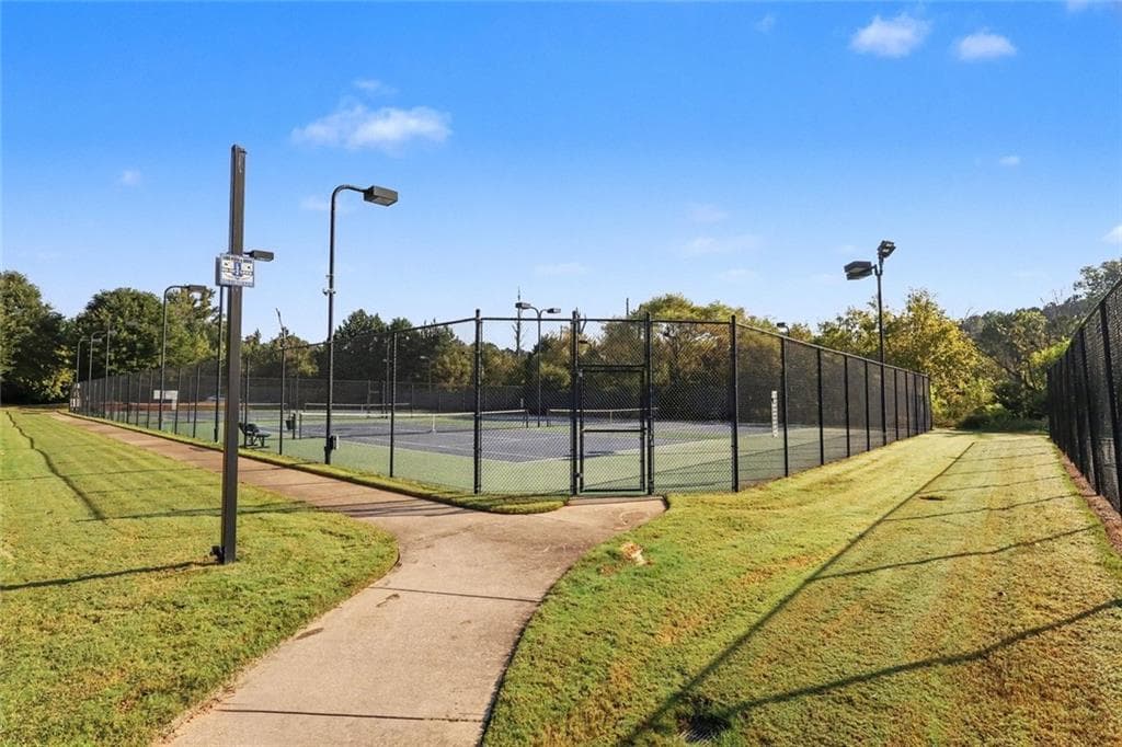 4 bedroom, 3 bathroom, 2,936 sq ft single family residence for sale at 3732 Lake Enclave Way, Atlanta, GA 30349 — photo 7