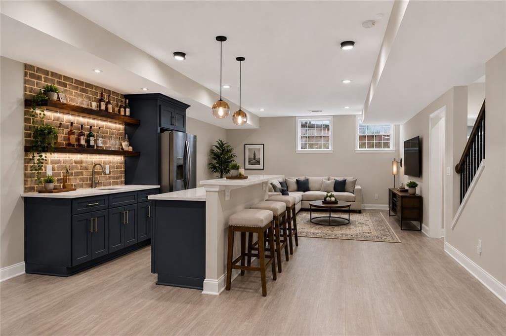 6 bedroom, 5 bathroom, 4,852 sq ft single family residence for sale at 2093 Wrights Mill Circle, Atlanta, GA 30324 — photo 8