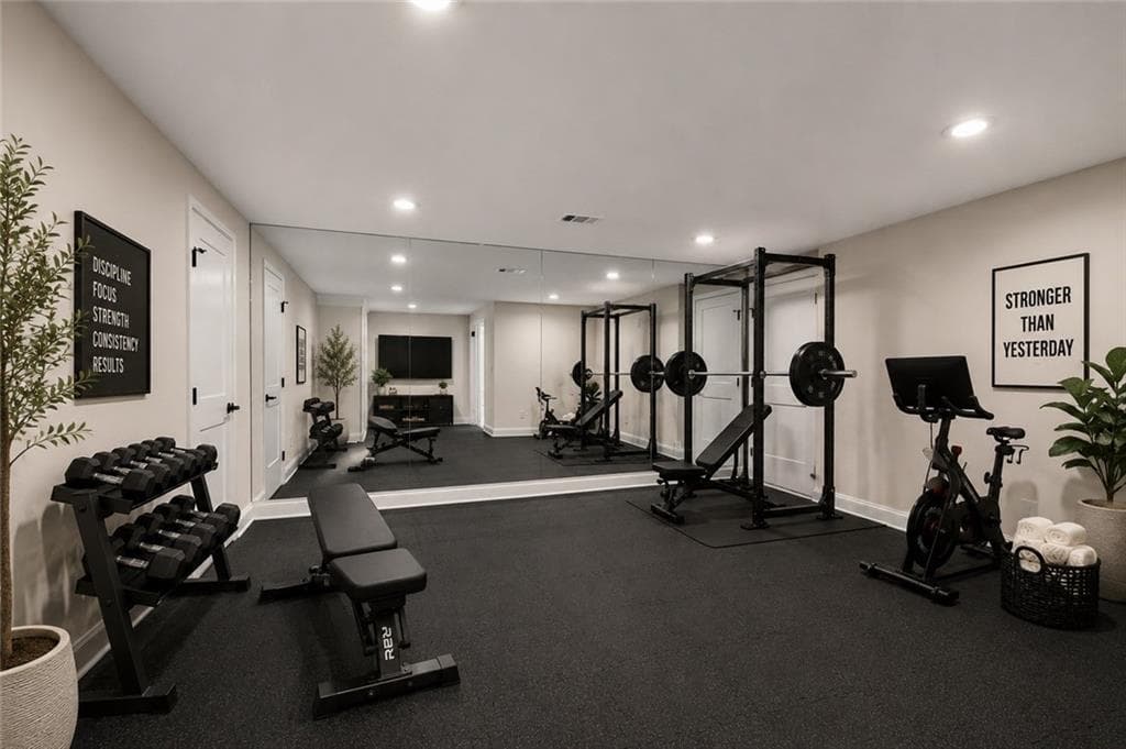 6 bedroom, 5 bathroom, 4,852 sq ft single family residence for sale at 2093 Wrights Mill Circle, Atlanta, GA 30324 — photo 9