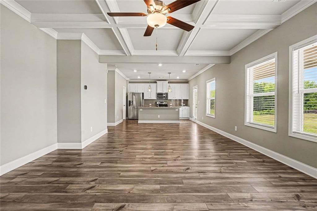 4 bedroom, 3 bathroom, 2,222 sq ft single family residence for sale at 305 Sterling Creek Way, Loganville, GA 30052 — photo 7