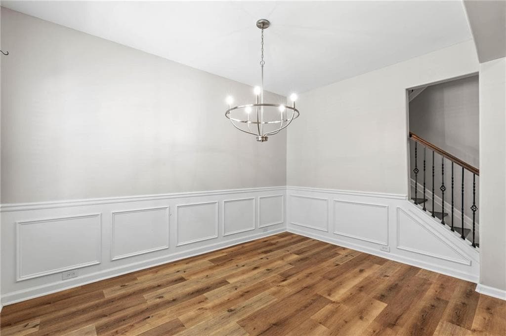 4 bedroom, 3 bathroom, 2,011 sq ft single family residence for sale at 7 Doolittle Court, Newnan, GA 30265 — photo 3