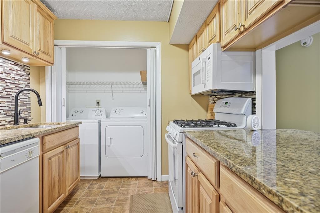 1 bedroom, 1 bathroom, 1,002 sq ft condominium for rent at 1014 Dunbar Drive 1014, Atlanta, GA 30338 for $1,400 a month — photo 8