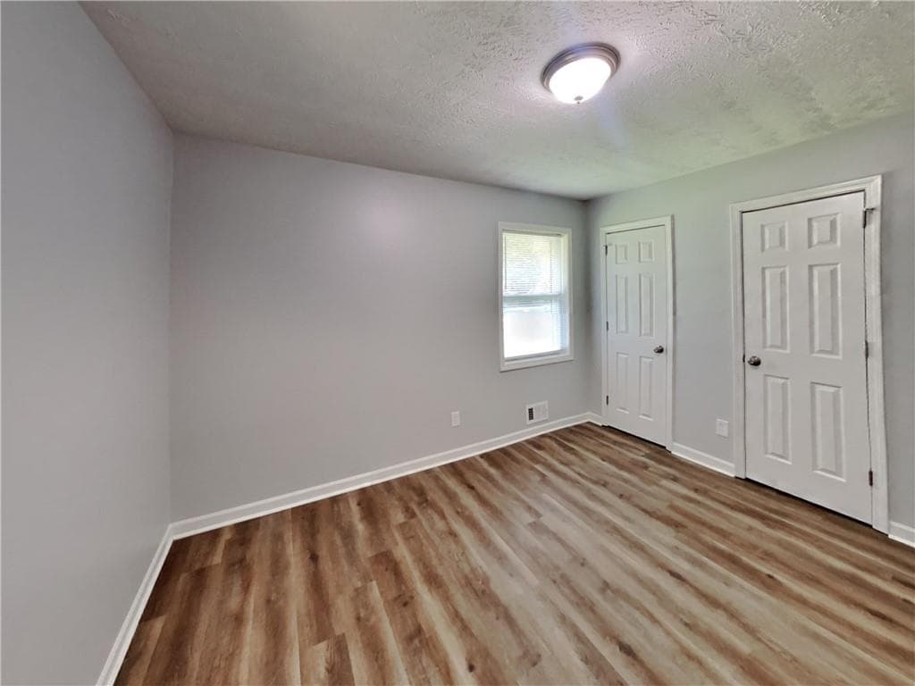 3 bedroom, 2 bathroom, 1,512 sq ft single family residence for rent at 1957 Westley Drive, Riverdale, GA 30296 for $1,860 a month — photo 4