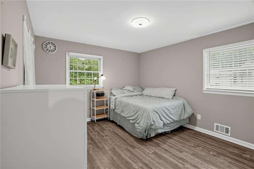 5 bedroom, 3 bathroom, 2,314 sq ft single family residence for sale at 2147 Jones Road, Atlanta, GA 30318 — photo 9