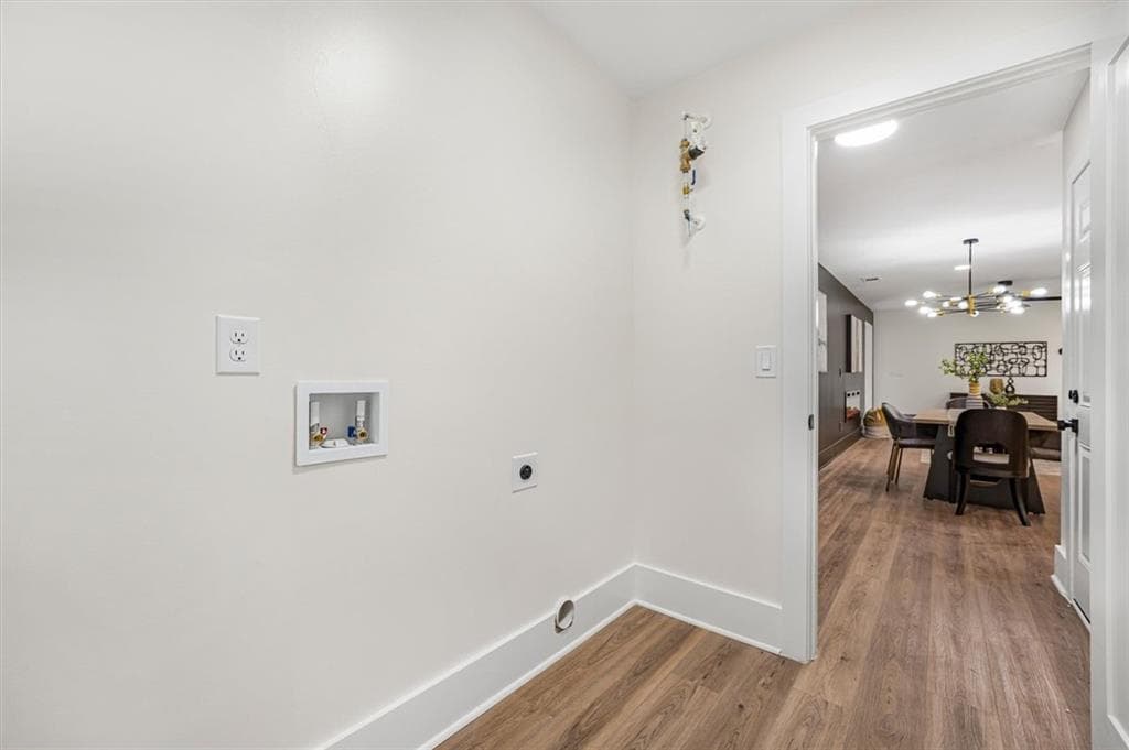 4 bedroom, 3 bathroom, 2,290 sq ft single family residence under contract at 56 Simpson Drive, Kennesaw, GA 30144 — photo 10