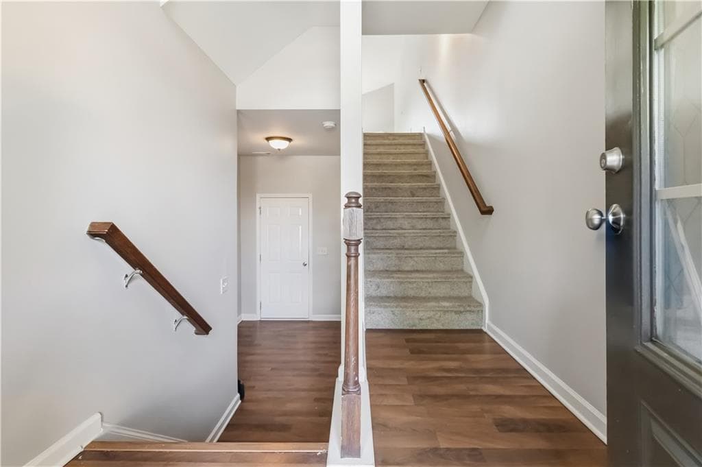 3 bedroom, 4 bathroom, 1,744 sq ft townhouse for sale at 345 Sand Bay Drive 293, South Fulton, GA 30331 — photo 5