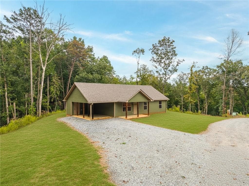 3 bedroom, 2 bathroom, 1,193 sq ft single family residence for sale at 163 Tuscany Drive, Ellijay, GA 30540 — photo 2