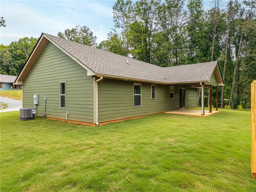 3 bedroom, 2 bathroom, 1,193 sq ft single family residence for sale at 163 Tuscany Drive, Ellijay, GA 30540 — photo 5