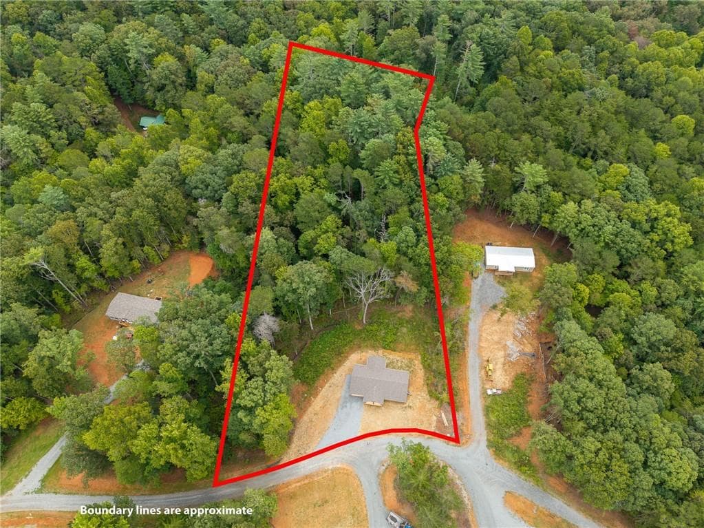 3 bedroom, 2 bathroom, 1,193 sq ft single family residence for sale at 163 Tuscany Drive, Ellijay, GA 30540 — photo 8