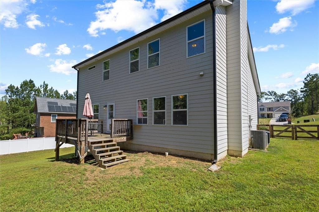 3 bedroom, 3 bathroom, 2,550 sq ft single family residence for sale at 285 Shoals Trail, Dallas, GA 30132 — photo 9
