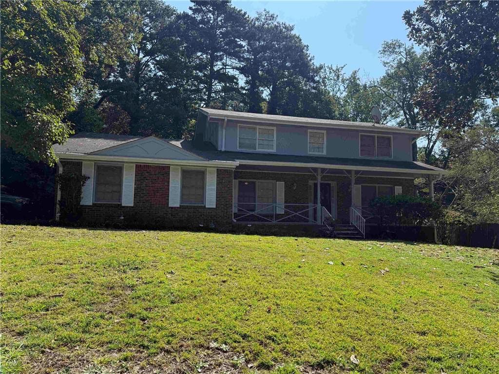 4 bedroom, 3 bathroom, 2,354 sq ft home for sale at 406 OHERN Court, Stone Mountain, GA