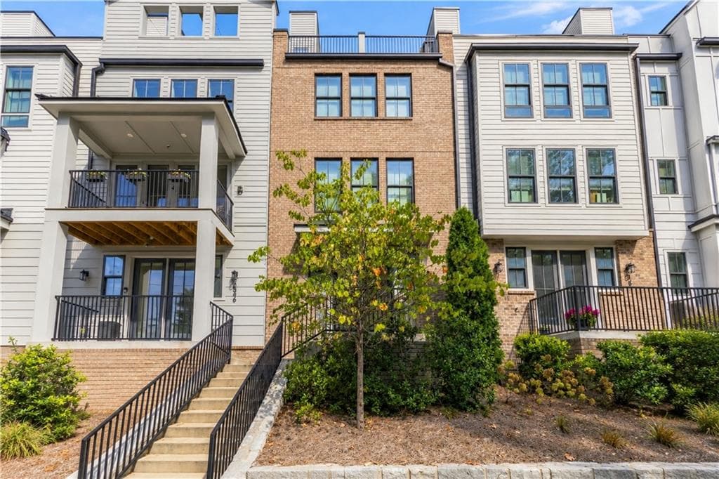 3 bedroom, 4 bathroom, 1,624 sq ft townhouse for rent at 1844 Gotham Lane, Atlanta, GA 30324 for $4,250 a month — photo 3