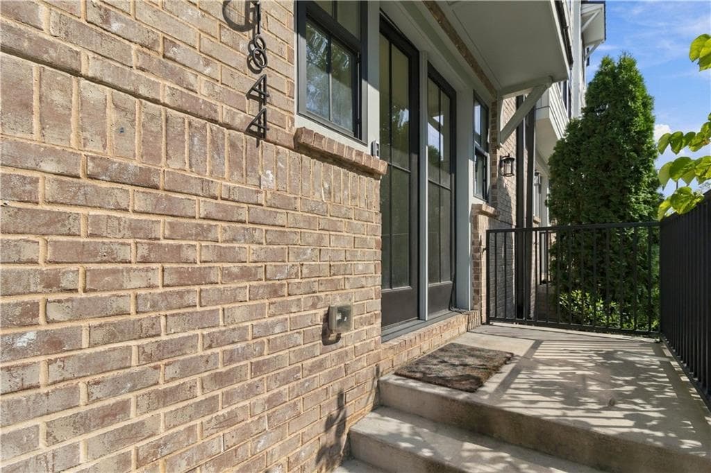 3 bedroom, 4 bathroom, 1,624 sq ft townhouse for rent at 1844 Gotham Lane, Atlanta, GA 30324 for $4,250 a month — photo 4