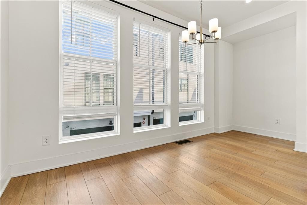 3 bedroom, 4 bathroom, 1,624 sq ft townhouse for rent at 1844 Gotham Lane, Atlanta, GA 30324 for $4,250 a month — photo 7