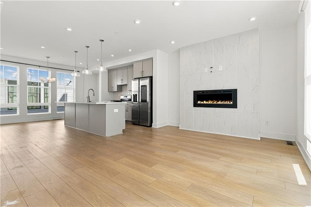 3 bedroom, 4 bathroom, 1,624 sq ft townhouse for rent at 1844 Gotham Lane, Atlanta, GA 30324 for $4,250 a month — photo 9
