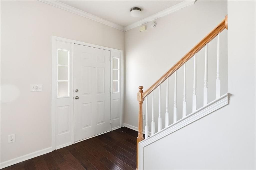 2 bedroom, 3 bathroom, 1,260 sq ft townhouse for sale at 2086 Del Lago Circle, Kennesaw, GA 30152 — photo 4