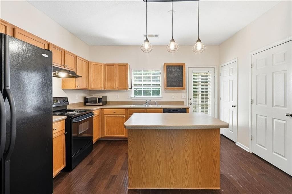 2 bedroom, 3 bathroom, 1,260 sq ft townhouse for sale at 2086 Del Lago Circle, Kennesaw, GA 30152 — photo 10