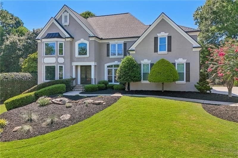 5 bedroom, 4 bathroom, 5,300 sq ft single family residence under contract at 425 Cullingworth Drive, Johns Creek, GA 30022 — photo 3