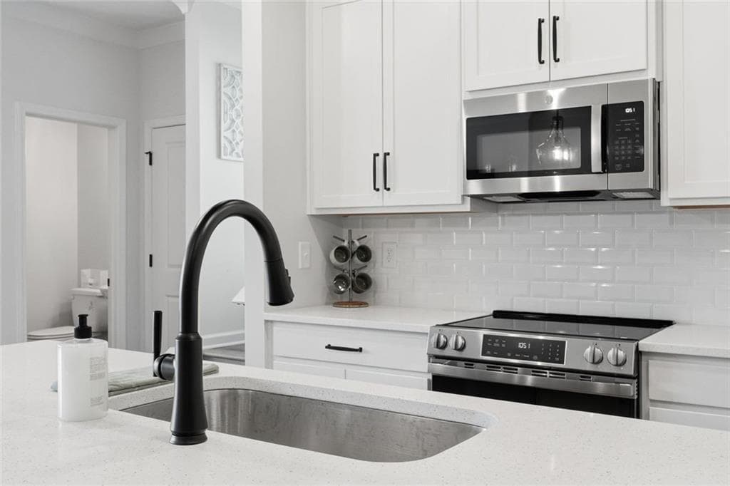 3 bedroom, 3 bathroom, 1,713 sq ft townhouse for sale at 364 Summit View 1, Jasper, GA 30143 — photo 7