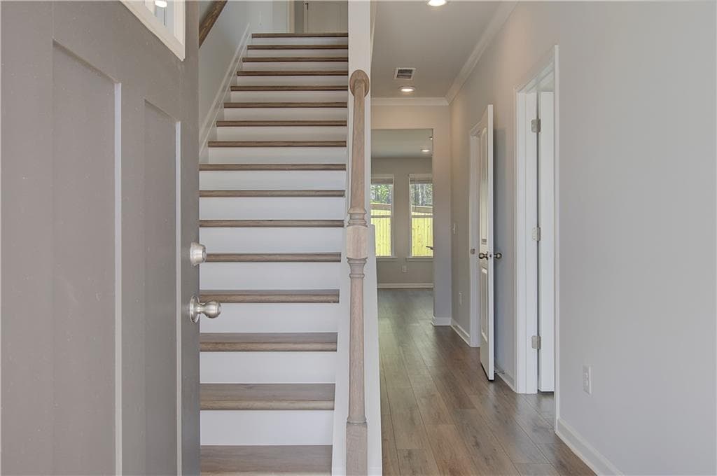 4 bedroom, 3 bathroom, 2,463 sq ft single family residence for sale at 636 Leafy Branch Way, Mcdonough, GA 30253 — photo 4