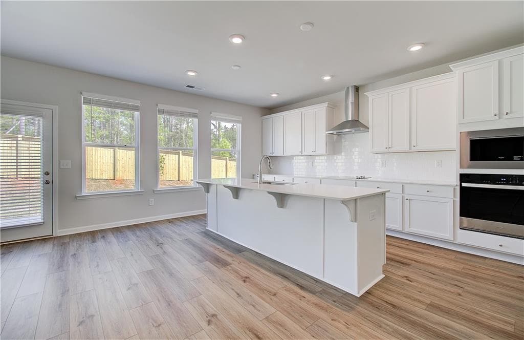 4 bedroom, 3 bathroom, 2,463 sq ft single family residence for sale at 636 Leafy Branch Way, Mcdonough, GA 30253 — photo 6