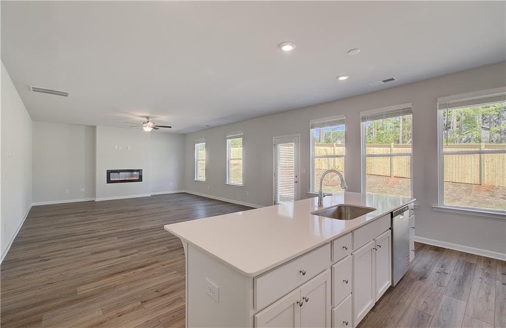 4 bedroom, 3 bathroom, 2,463 sq ft single family residence for sale at 636 Leafy Branch Way, Mcdonough, GA 30253 — photo 10