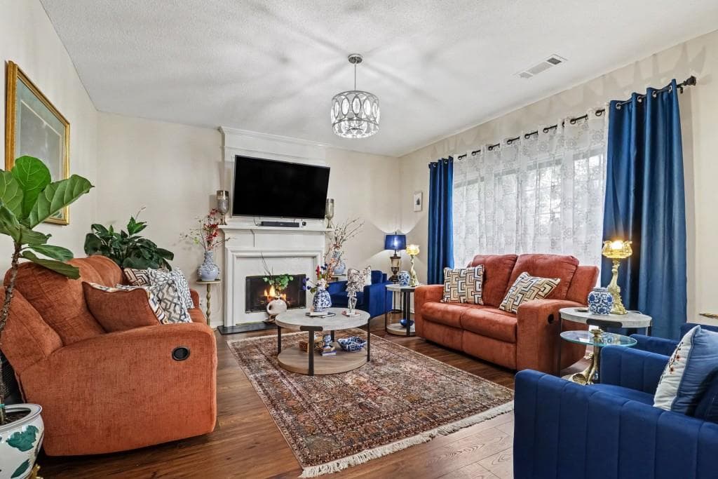 4 bedroom, 3 bathroom, 2,378 sq ft single family residence for sale at 5905 Haterleigh Drive, Johns Creek, GA 30005 — photo 8