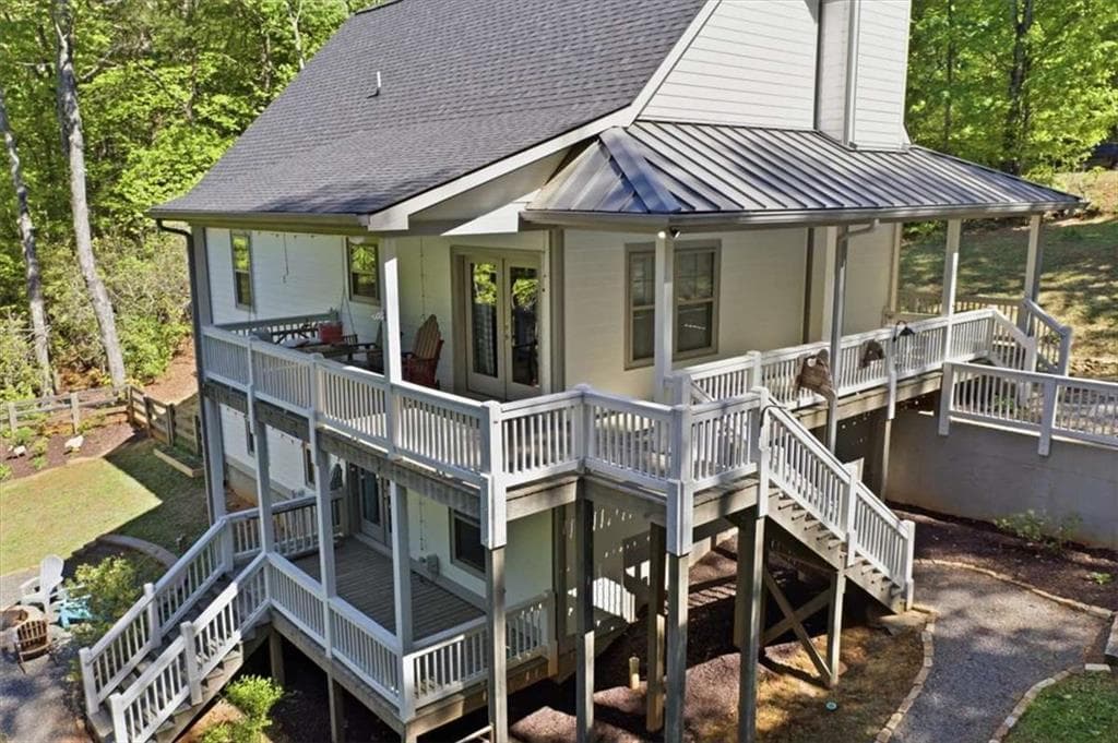 3 bedroom, 3 bathroom, 1,819 sq ft single family residence for sale at 4956 Burnt Mountain Road, Ellijay, GA 30536 — photo 2
