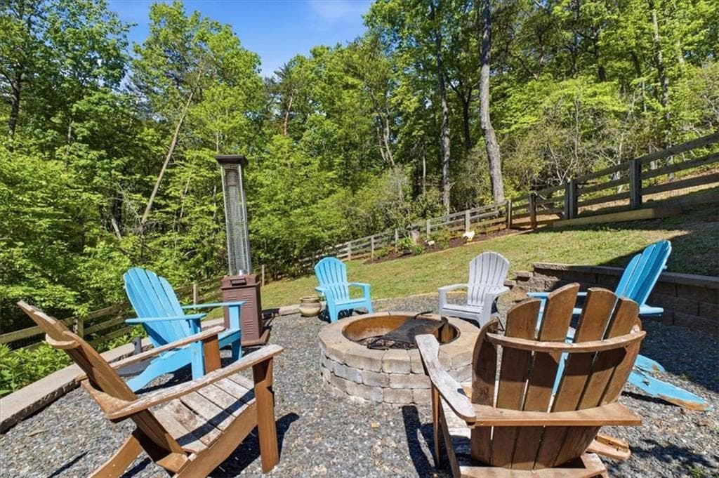 3 bedroom, 3 bathroom, 1,819 sq ft single family residence for sale at 4956 Burnt Mountain Road, Ellijay, GA 30536 — photo 5