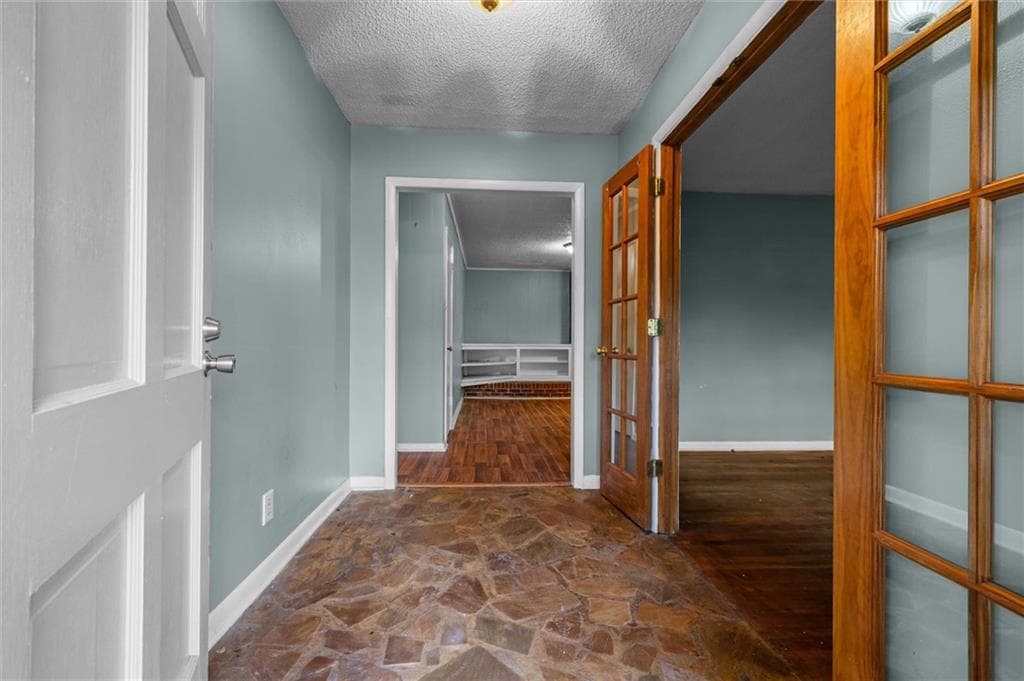 3 bedroom, 2 bathroom, 1,670 sq ft single family residence for sale at 607 Hardeman Avenue, Fort Valley, GA 31030 — photo 6