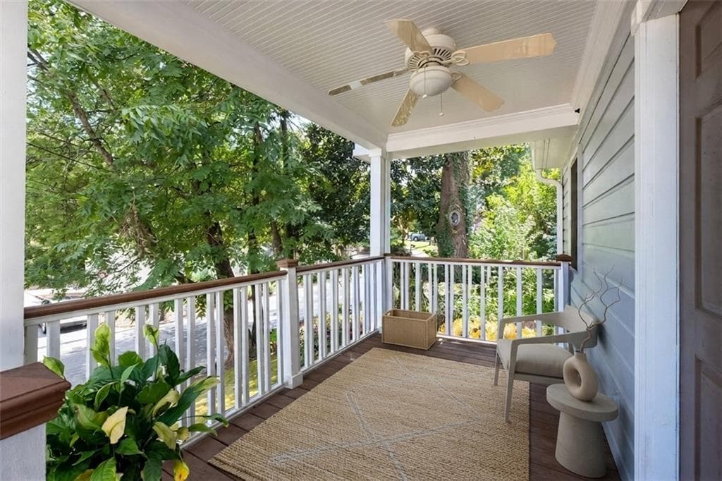 3 bedroom, 2 bathroom, 1,102 sq ft single family residence for sale at 2640 Apple Valley Road, Brookhaven, GA 30319 — photo 2