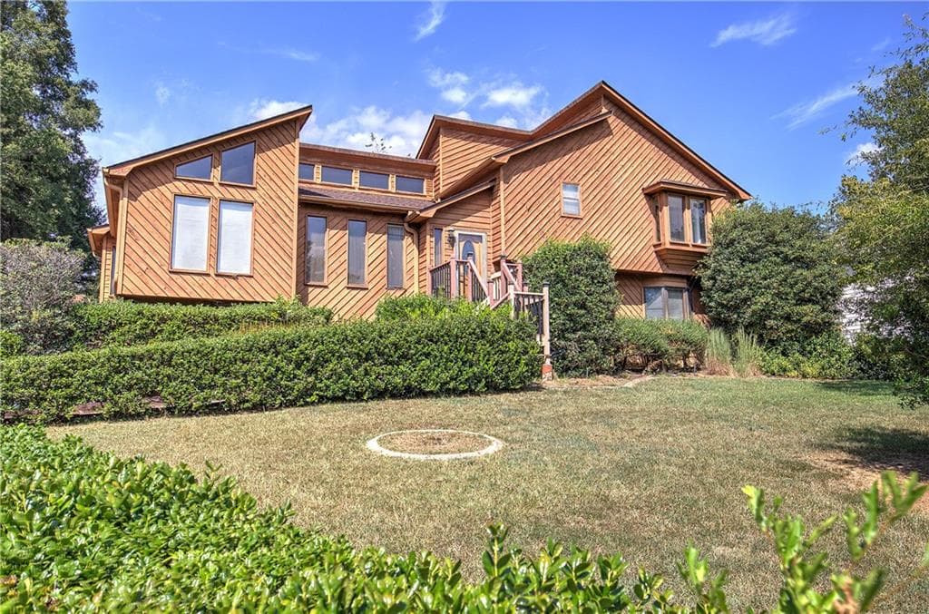 4 bedroom, 3 bathroom, 2,190 sq ft single family residence for sale at 18 Gentry Drive, Cartersville, GA 30120