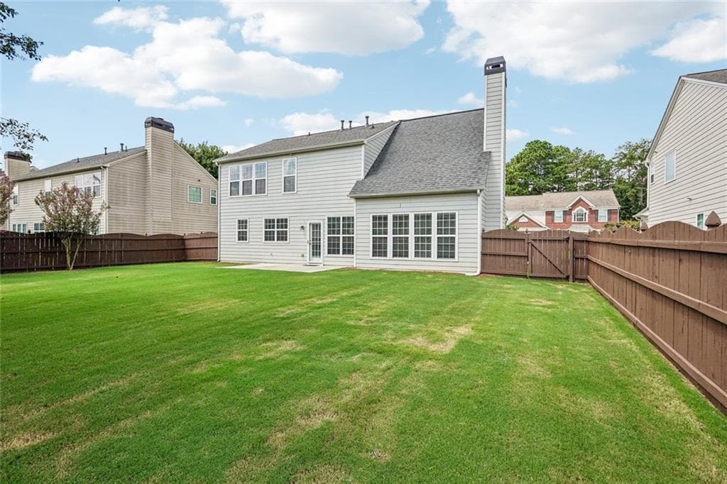 4 bedroom, 3 bathroom, 2,288 sq ft single family residence for sale at 8080 Friarbridge Drive, Suwanee, GA 30024 — photo 4