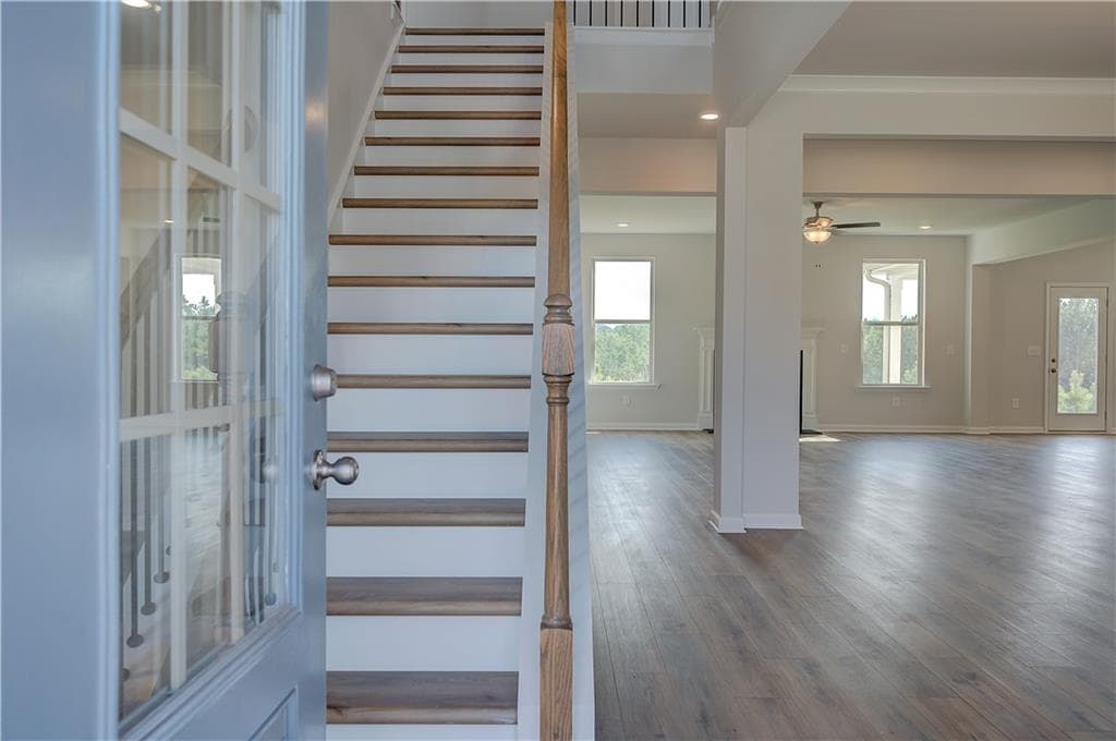 5 bedroom, 4 bathroom, 3,855 sq ft single family residence for sale at 713 Dunlake Way, Locust Grove, GA 30248 — photo 4