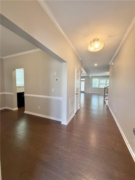 5 bedroom, 3 bathroom, 3,086 sq ft single family residence for rent at 144 Avery Landing Way, Canton, GA 30115 for $2,995 a month — photo 2